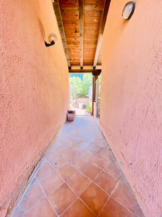 Appartamento I Geranei Centro San Teodoro  Luaran gambar